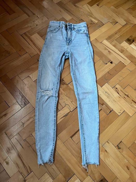 Дънки няколко чифта