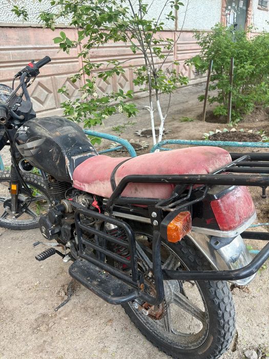 Мотоцикл б/у в хорошем состоянии