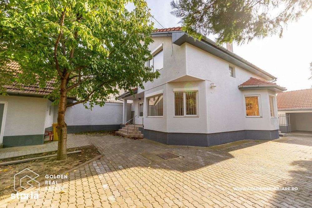 Vilă zona Podgoria, 140mp, 5 camere, 2 bai, garaj