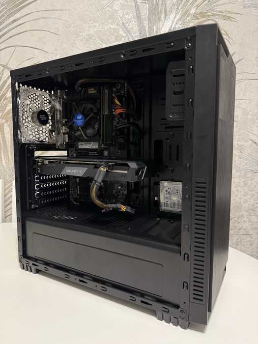 gtx 1660 ti - Sisteme PC & Gaming oferte online | OLX.ro