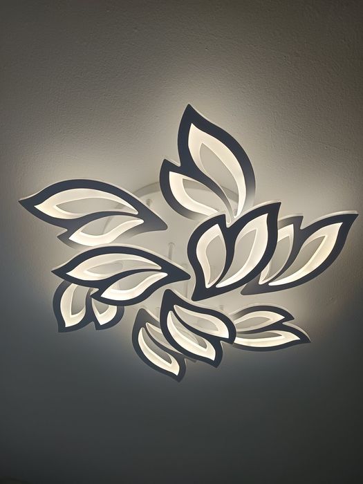 Лед полилей с дистанционно