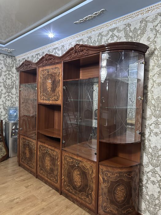 Стенка сервант на стену