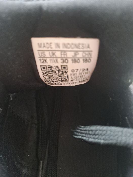 Adidasi adidas marimea 30