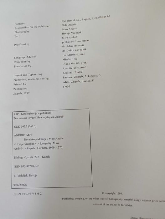 Богато илюстрирана книга, твърди корици: Подводният свят на Хърватия