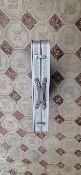 Жиналмалы  палатка  сатылады. Столы  мен  бірге.