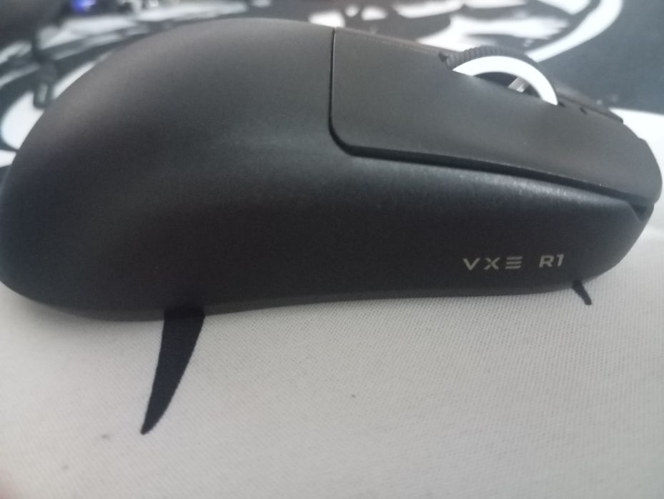 Игровая мышь vxe r1