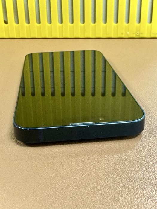 Iphone 13 mini  bleumarin inchis