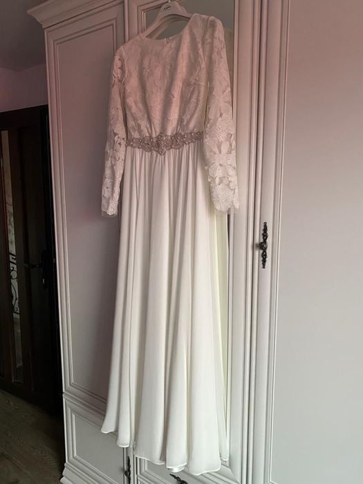 Vând Rochie de Mireasa Zenna