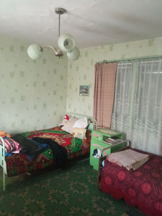 Къща в село Ломци