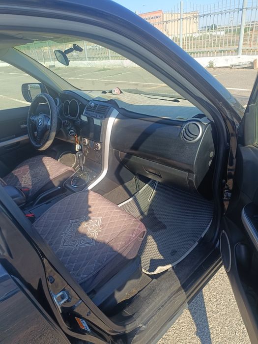 Продам кросовер Suzuki Grand Vitara