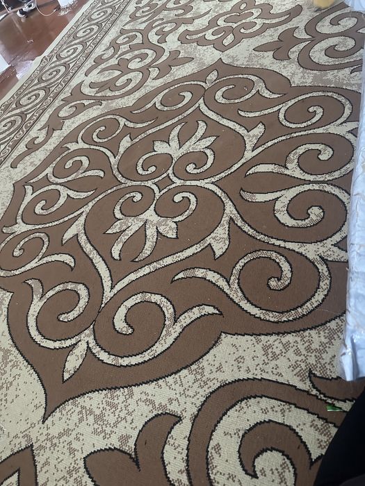 Продам Ковер  . 5:3