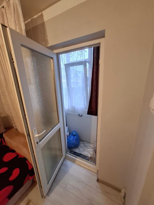 Vand apartament decomandat