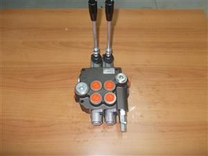 Oferta Distribuitor hidraulic macara taf 80 litri doua manete