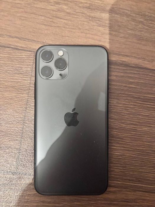 Айфон 11 про имбовый смартфон