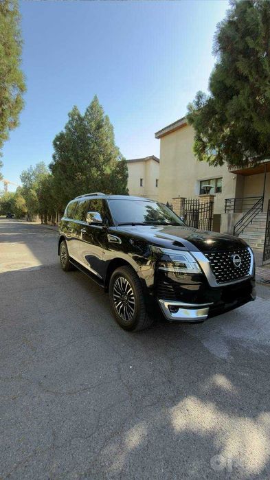 Продаётся Nissan Patrol в отличном состоянии.