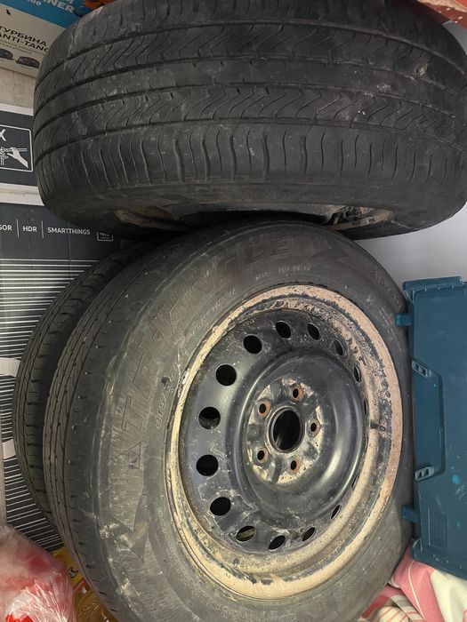 Резина с дисками Размеры: 215/60/16