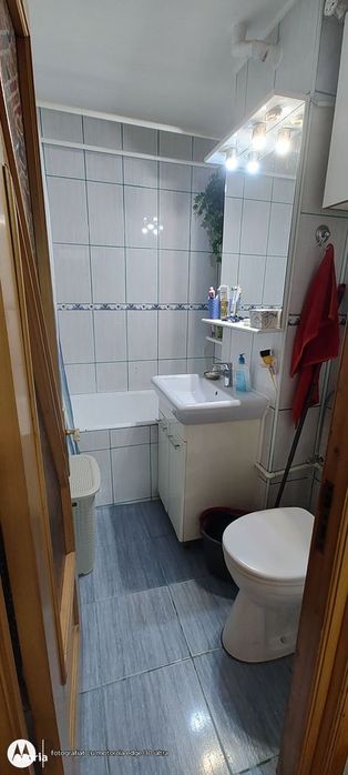 Tomis Nord 3 camere semidecomandate parter