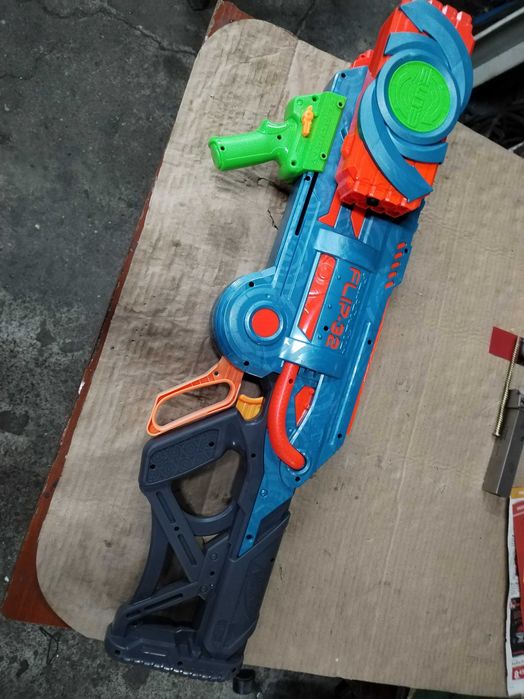 NERF Elite 2.0 Бластер FLIP 32