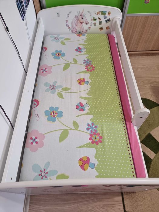 Pat copii cu paravan detasabil Constanta • OLX.ro
