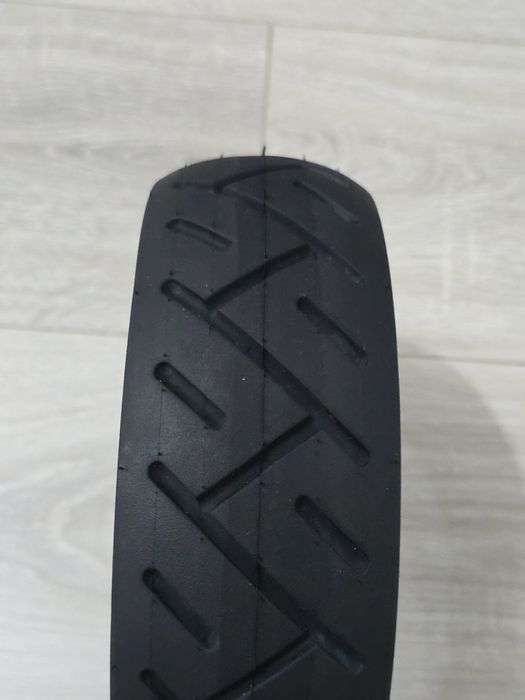 Anvelopă trotinetă Xiaomi 4 Ultra – 10 inch, tubeless, antiderapantă