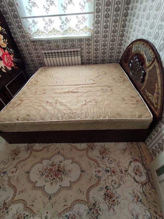 Продам 2-х спальный кровать