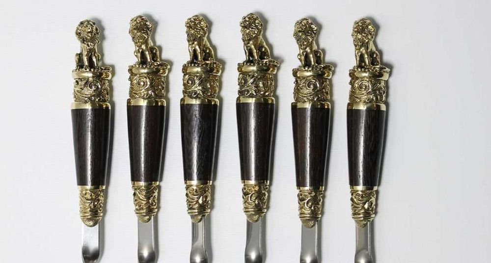 Элитный подарок для мужчин - набор шампуров "Царь зверей"