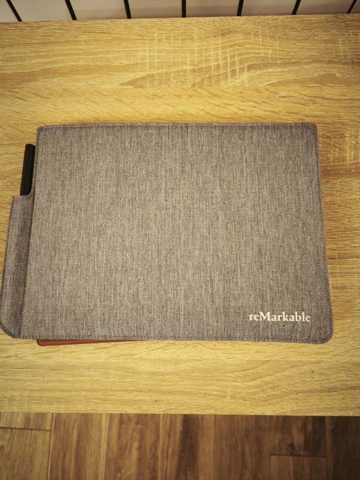 Remarkable tablet stare excelenta +2 luni platite cont