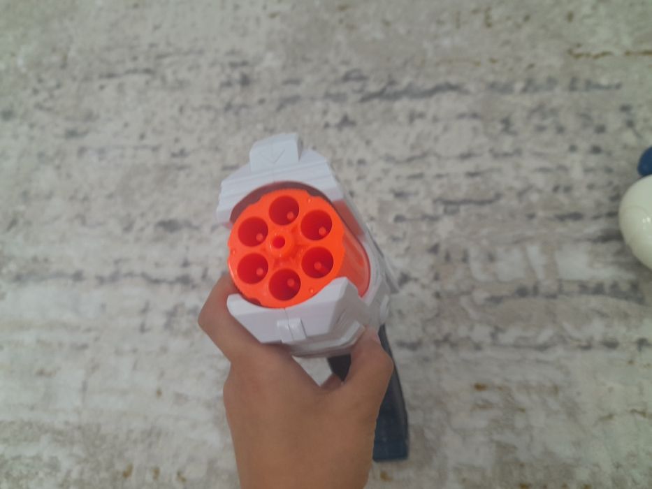 Пистолет нёрф без патронов (поделка)