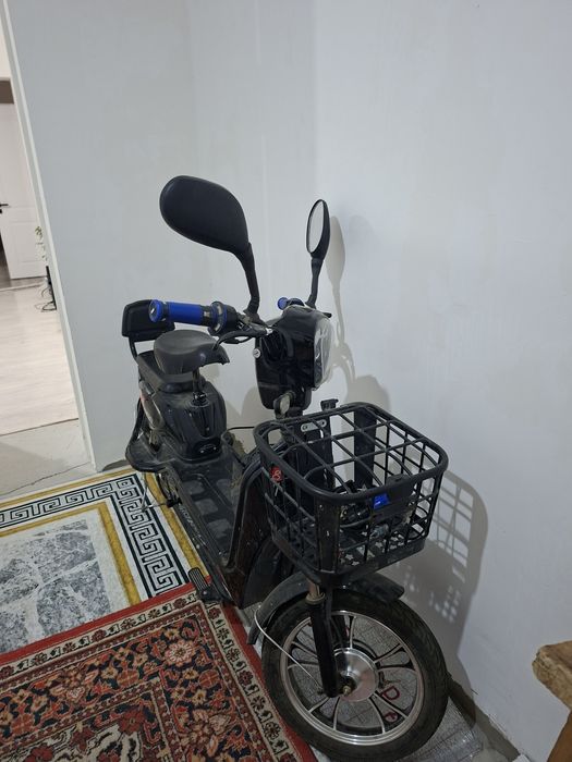 Электроскутер ск8