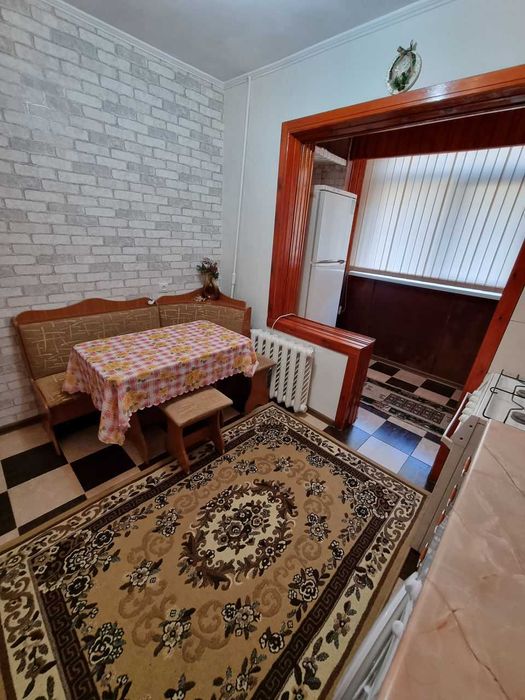 Дава се под наем Двустаен апартамент в София, Връбница 1 - 69 кв.м за 325 € - Снимка #1