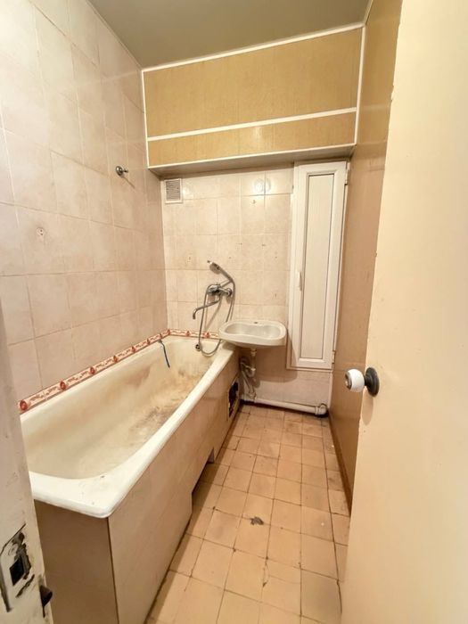 Продается квартира срочно чиланзар 20а