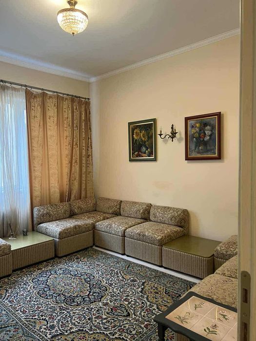 Дава се под наем Тристаен апартамент в София, Център - 130 кв.м за 1300 € - Снимка #9