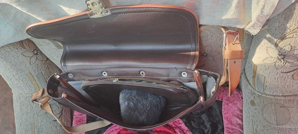 Продам сумки кожаные инструментальные