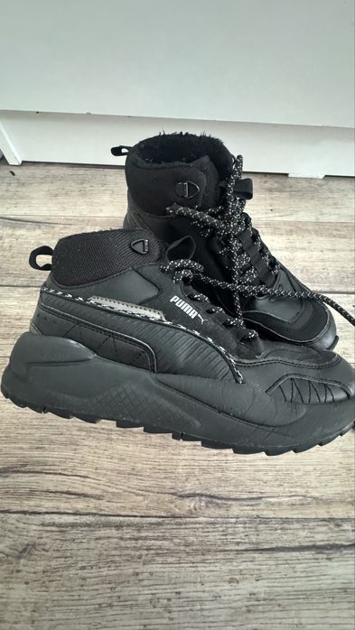 Кроссовки на девочку