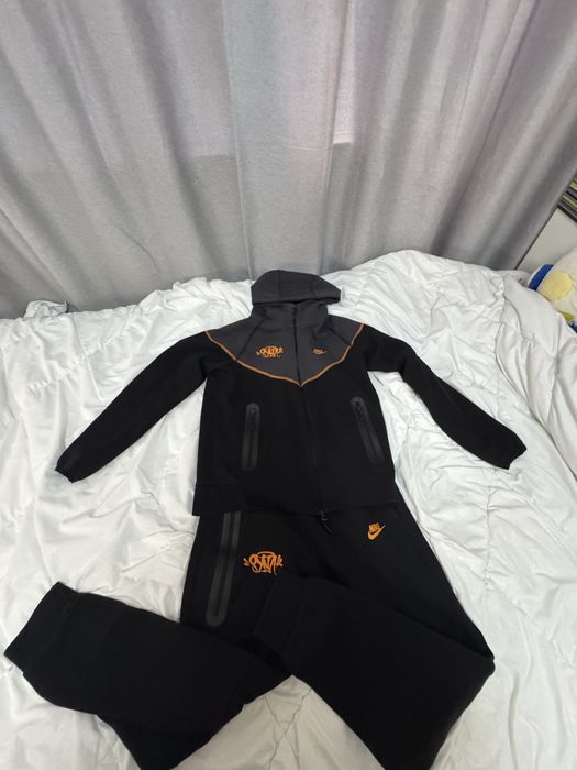 Compleu nike tech S