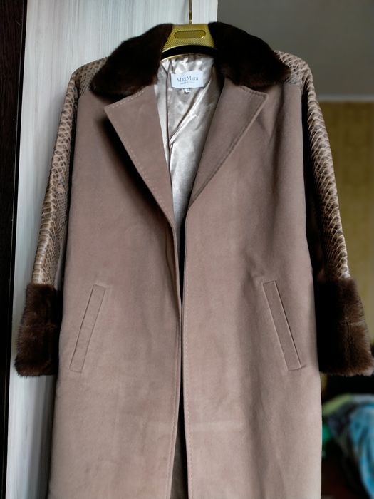 Продам новое пальто и лоферы
