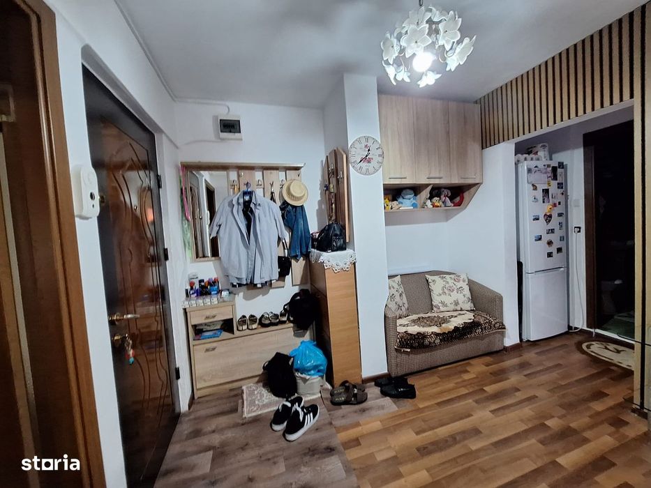 Apartament 2 camere decomandate zona Neagoe Voda