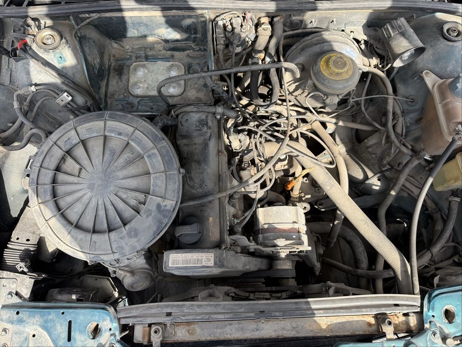 Audi 80 B4 2.0 моно на части