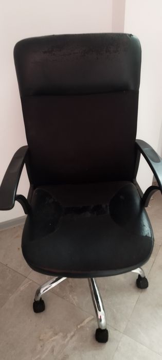 Офис стол -президентски