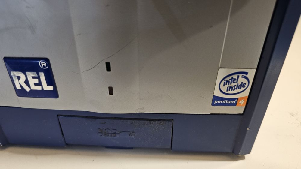 Calculator vechi cu pentium 4