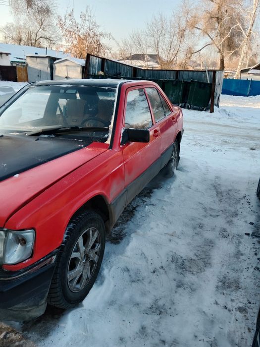 Продам мерседес 190