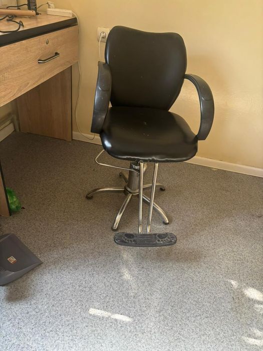 Кресло парикмахерское