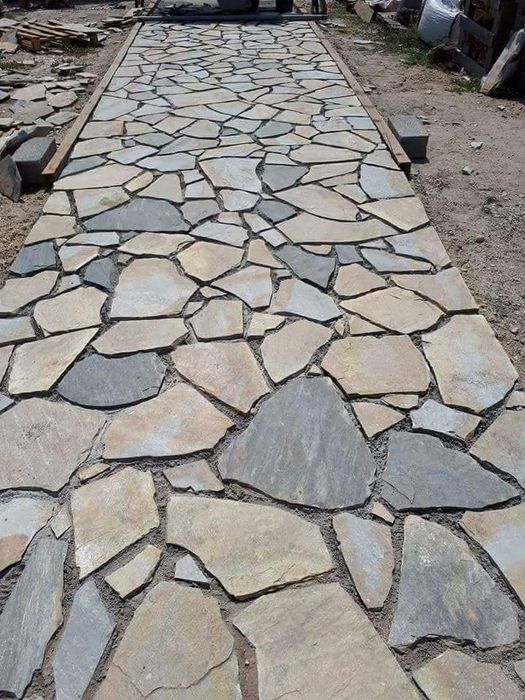 Piatra naturala de munte si montaj profesional