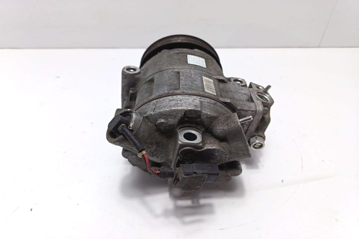 Compresor AC 6Q0820803D Volkswagen VW Polo a 4-a generatie 9N seria