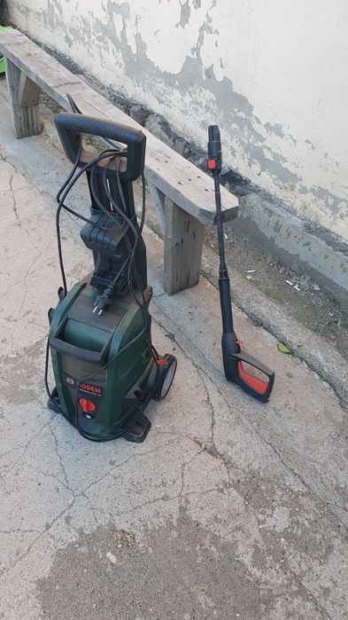 Мойка высококо давления BOSCH
