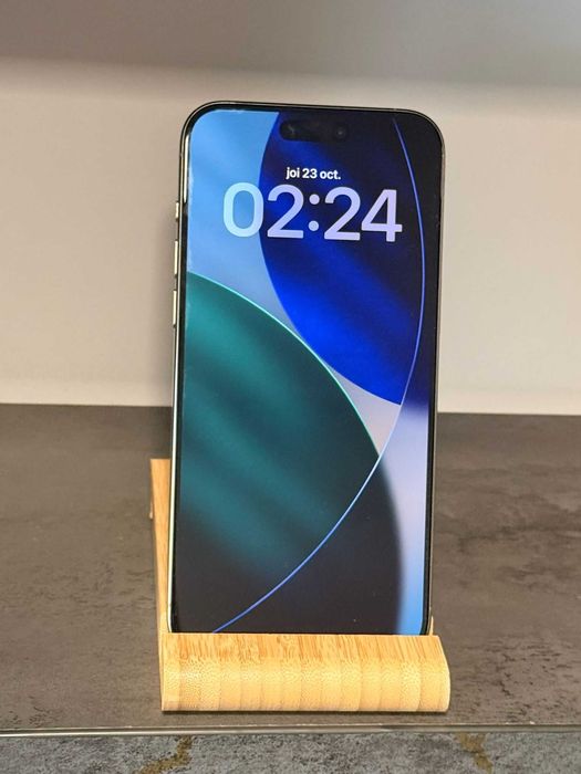 Iphone 15 Pro Max/E-sim/256Gb/86% baterie