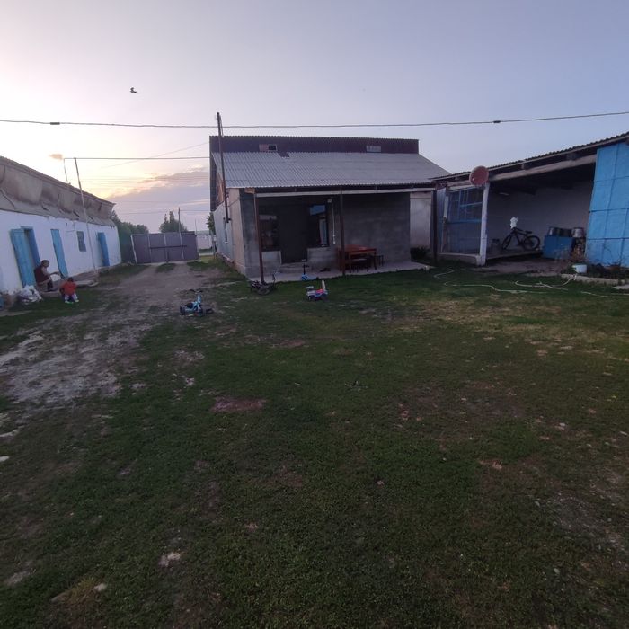 Жеке үй сатылады