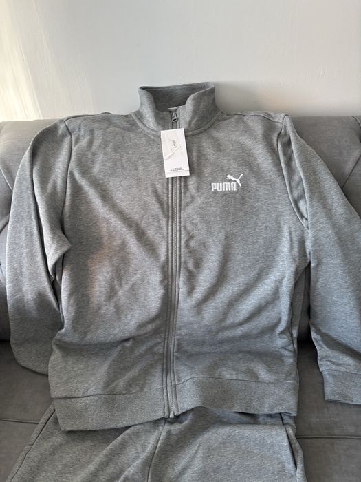 Продам спортивный костюм Puma