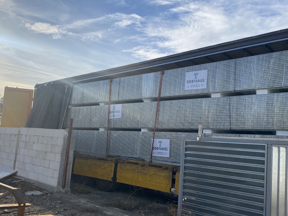 Panou sandwich hale , garaj , container