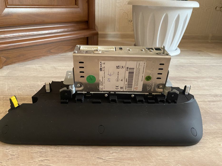 Продам аудиопроигрыватель  для машины